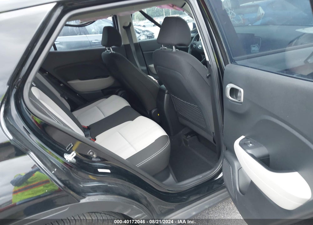 2021 HYUNDAI VENUE SEL VIN: KMHRC8A36MU115895