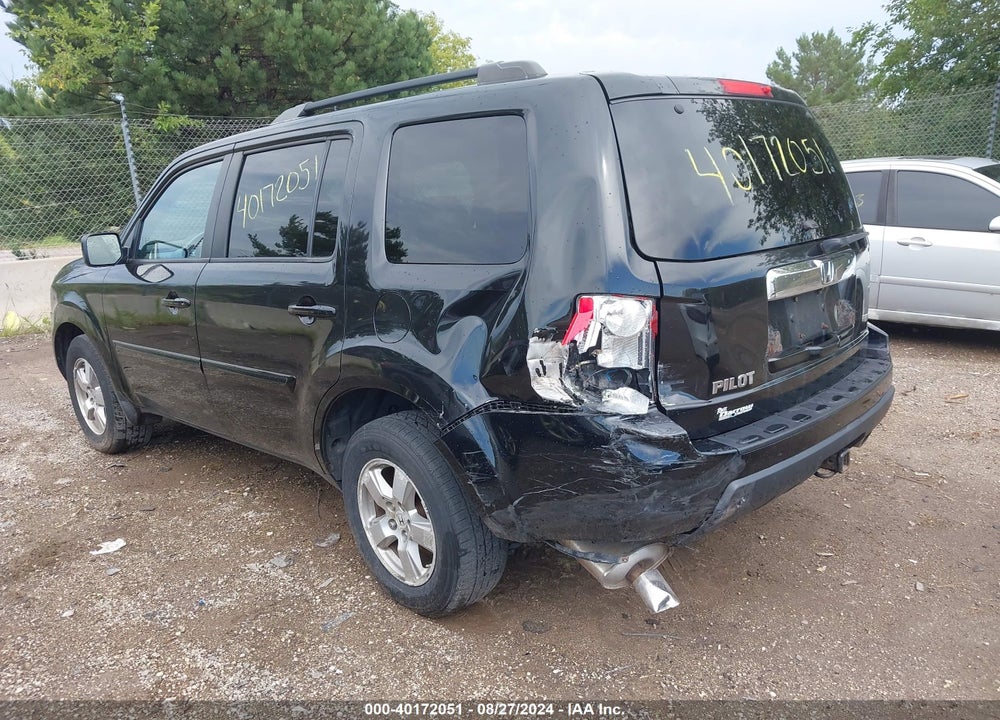 2011 HONDA PILOT EX-L VIN: 5FNYF3H57BB017496