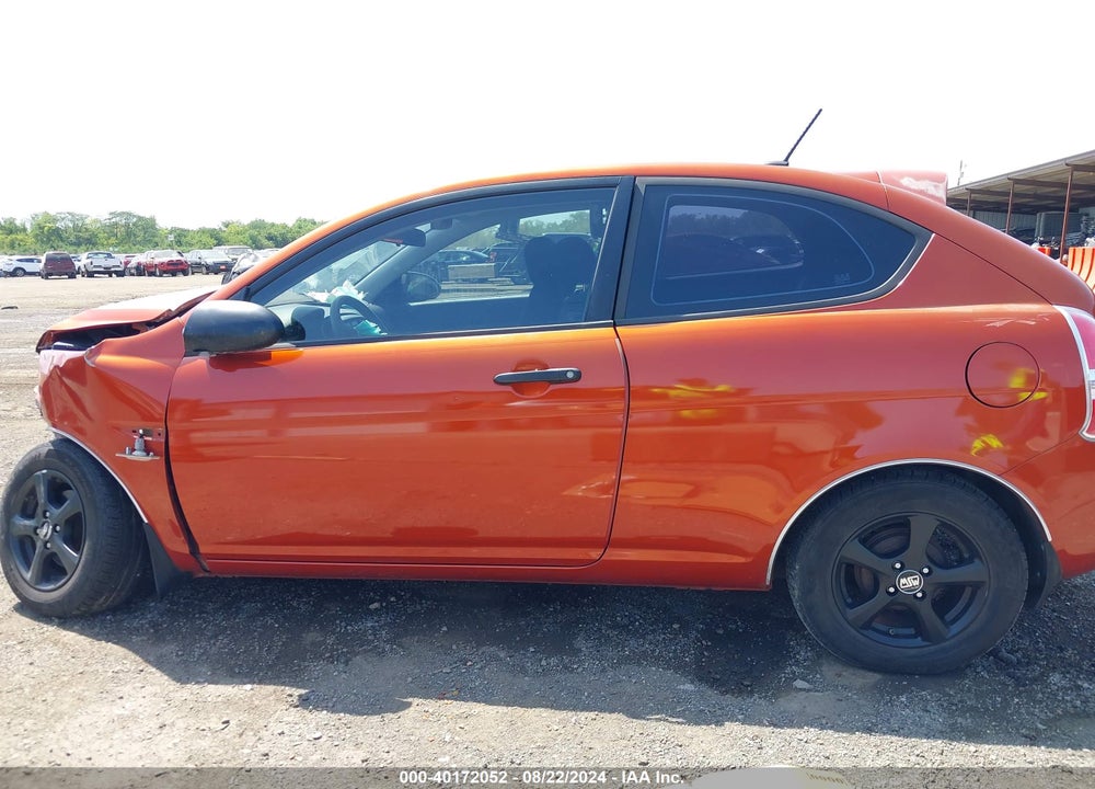 2009 HYUNDAI ACCENT GS VIN: KMHCM36C29U121568