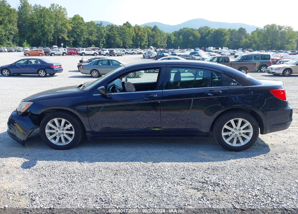 2011 CHRYSLER 200 TOURING VIN: 1C3BC1FG2BN512007
