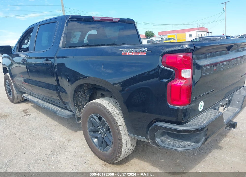 2021 CHEVROLET SILVERADO 1500 4WD SHORT BED CUSTOM TRAIL BOSS VIN: 1GCPYCEH3MZ445583