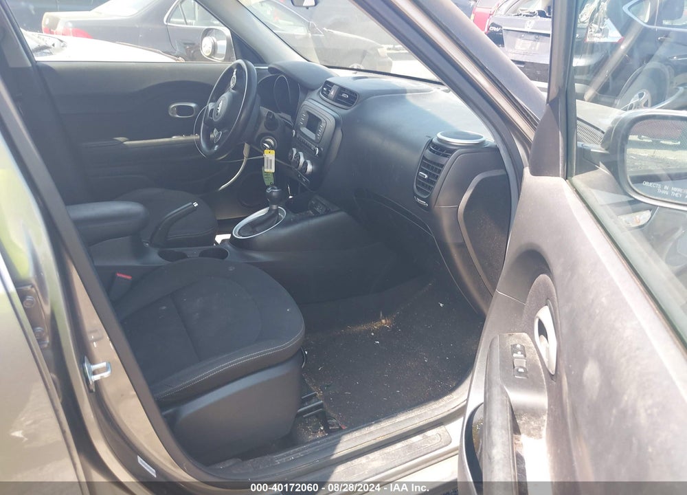 2014 KIA SOUL VIN: KNDJN2A26E7104363