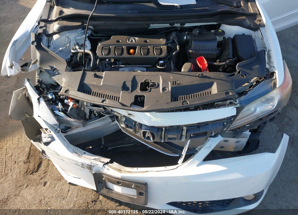 2013 ACURA ILX 2.0L VIN: 19VDE1F70DE013902