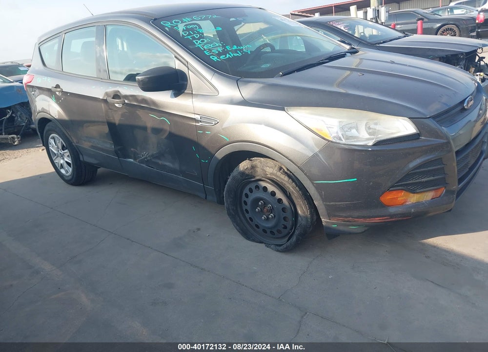 2016 FORD ESCAPE S VIN: 1FMCU0F76GUA66542