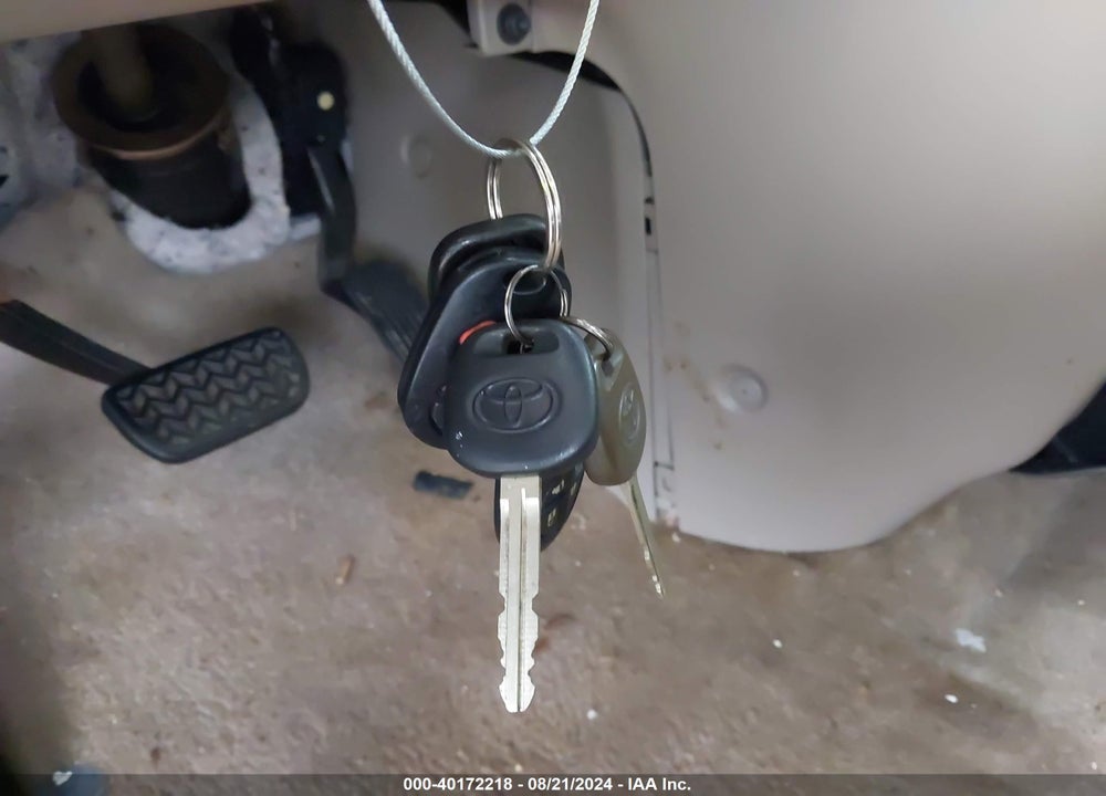 2007 TOYOTA SIENNA XLE VIN: 5TDZK22C07S060744