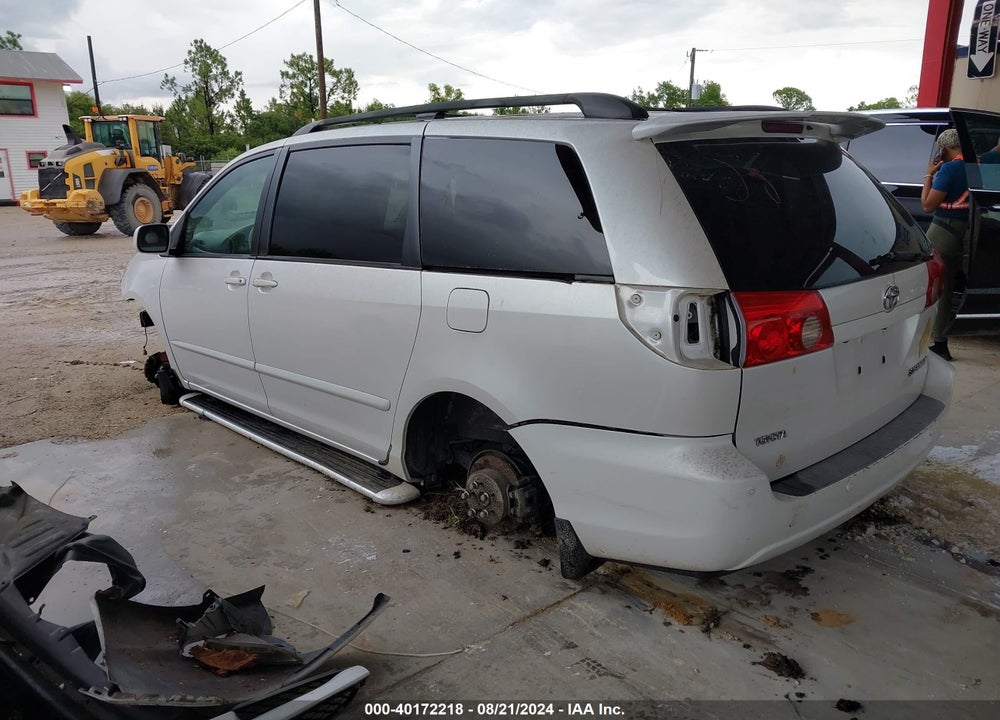 2007 TOYOTA SIENNA XLE VIN: 5TDZK22C07S060744