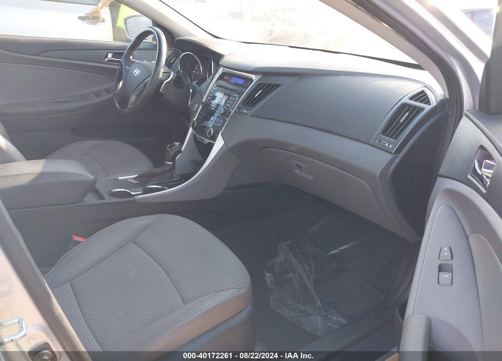 2011 HYUNDAI SONATA SE 2.0T VIN: 5NPEC4AB5BH316830