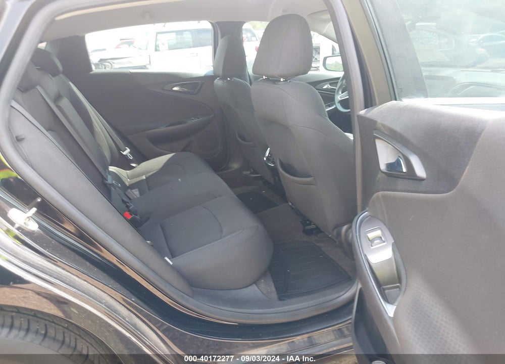2018 CHEVROLET MALIBU VIN: 1G1ZD5ST7JF133507