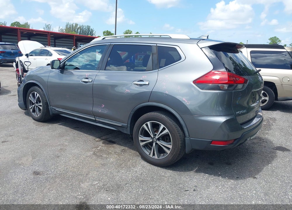 2017 NISSAN ROGUE SL VIN: JN8AT2MT4HW132221