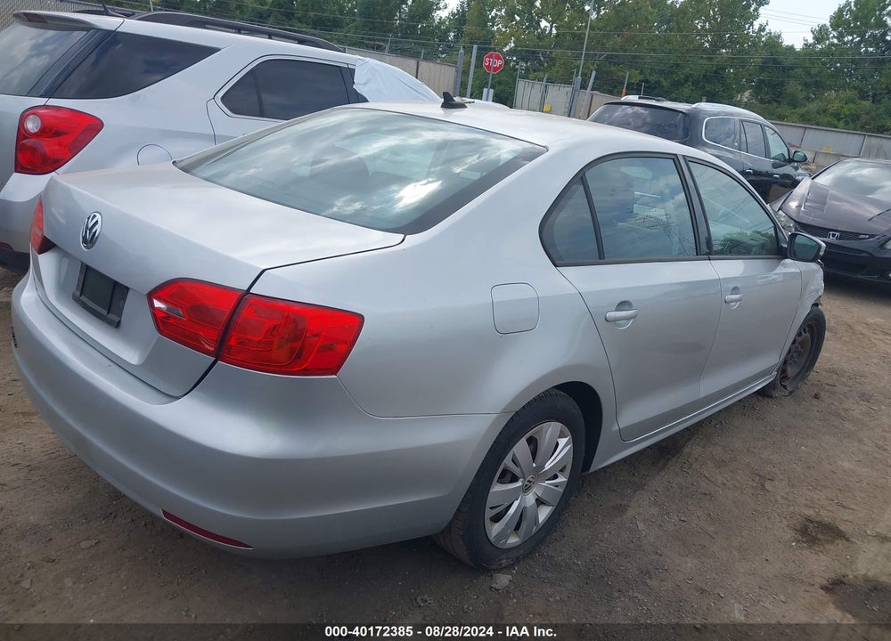 2014 VOLKSWAGEN JETTA 1.8T SE VIN: 3VWD17AJ1EM241436