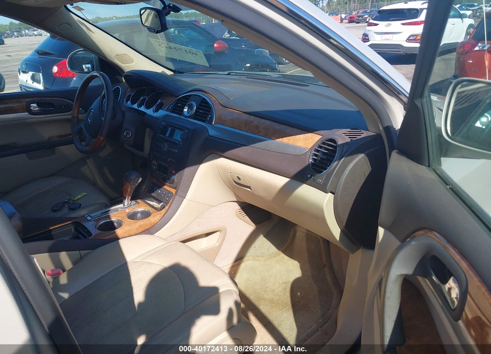 2008 BUICK ENCLAVE VIN: 5GAEV23798J223253