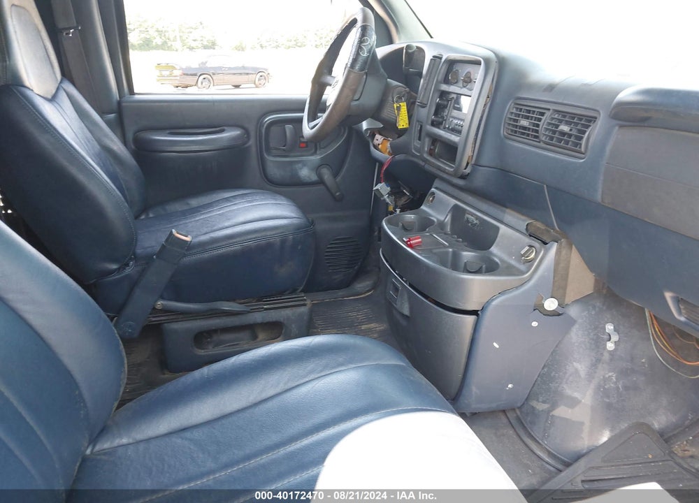 1999 CHEVROLET EXPRESS VIN: 1GCHG35R2X1053312