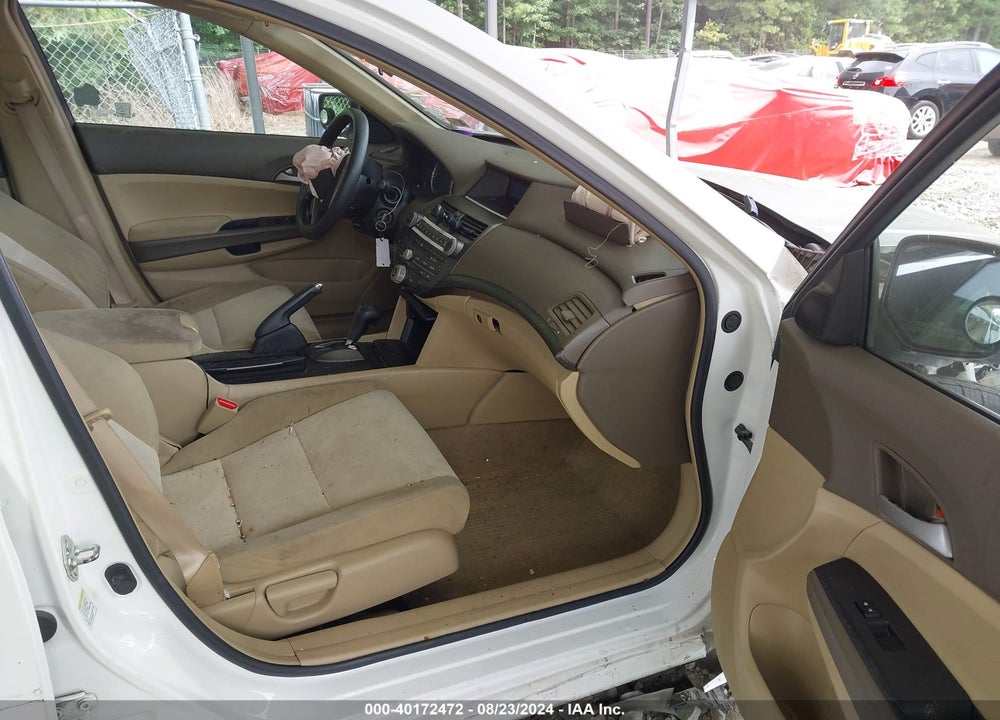2008 HONDA ACCORD 2.4 LX VIN: 1HGCP26388A082847