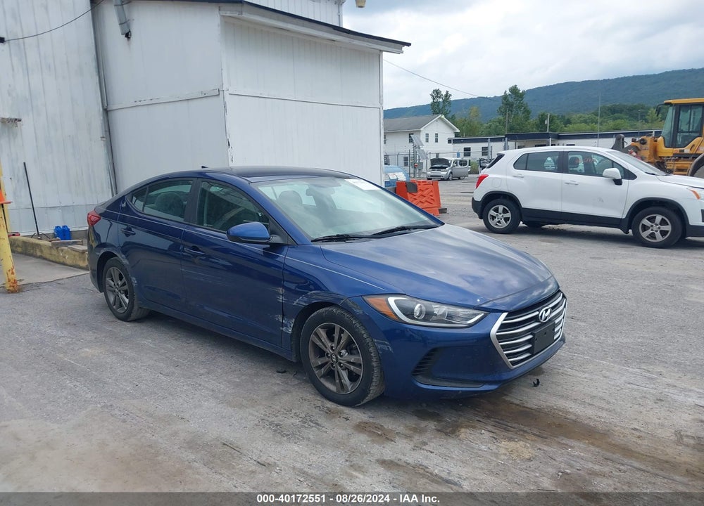 2018 HYUNDAI ELANTRA SEL VIN: 5NPD84LF2JH231259