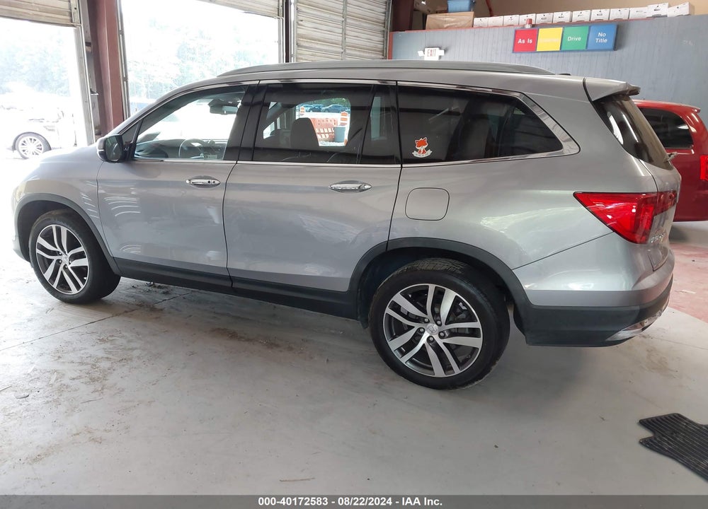 2018 HONDA PILOT TOURING VIN: 5FNYF6H96JB045986