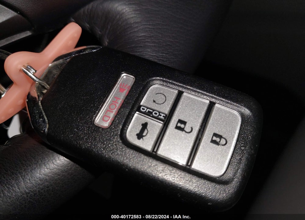2018 HONDA PILOT TOURING VIN: 5FNYF6H96JB045986