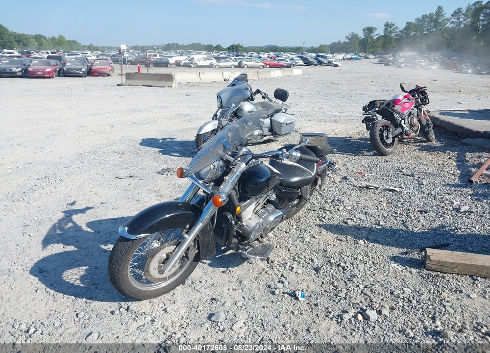 2005 HONDA VT750 C VIN: JH2RC50095M100133