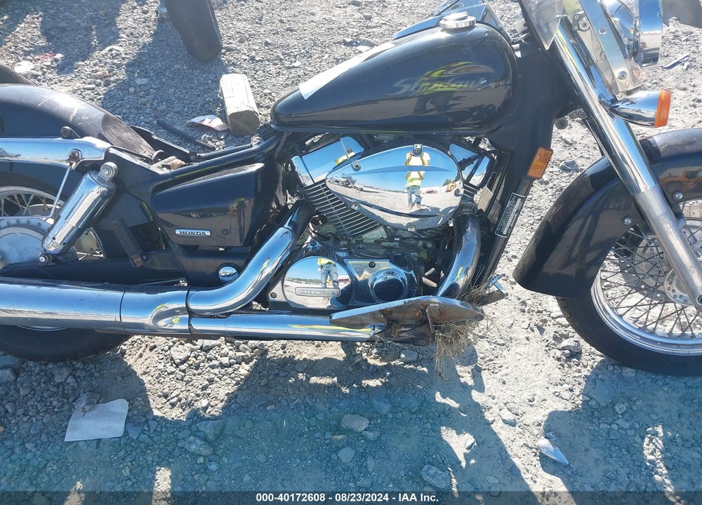 2005 HONDA VT750 C VIN: JH2RC50095M100133