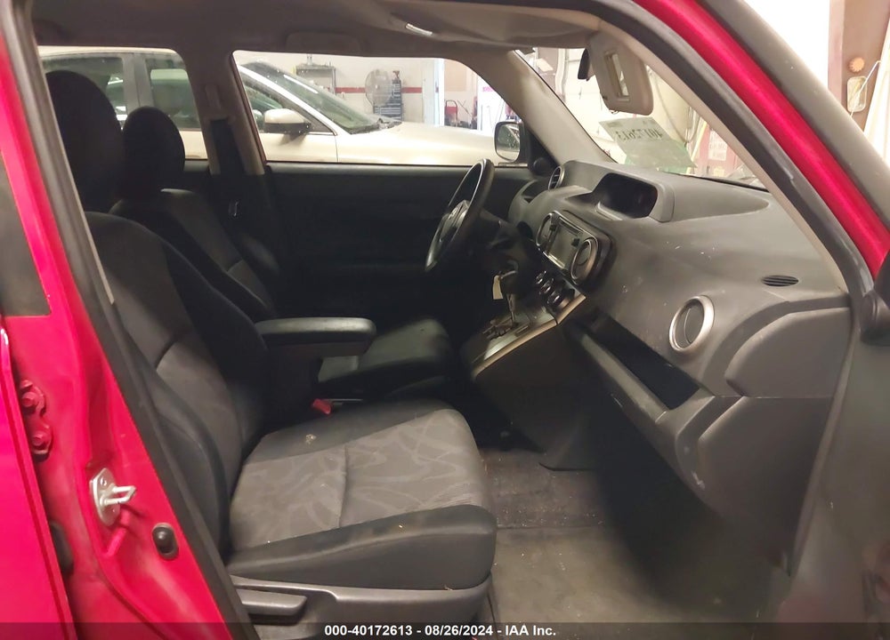 2014 SCION XB VIN: JTLZE4FE0EJ049935