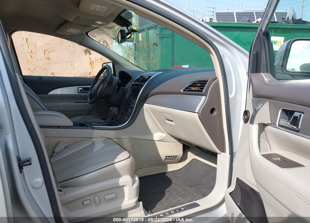 2011 LINCOLN MKX VIN: 2LMDJ8JK4BBJ12539