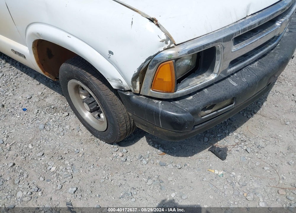 1995 CHEVROLET S TRUCK S10 VIN: 1GCCS1446S8160804
