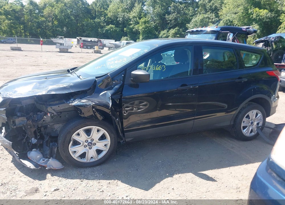 2015 FORD ESCAPE S VIN: 1FMCU0F71FUA13827
