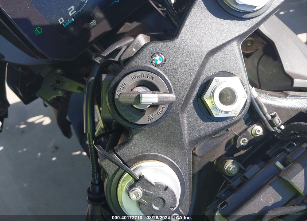 2024 BMW S 1000 RR VIN: WB10E6300R6J07752