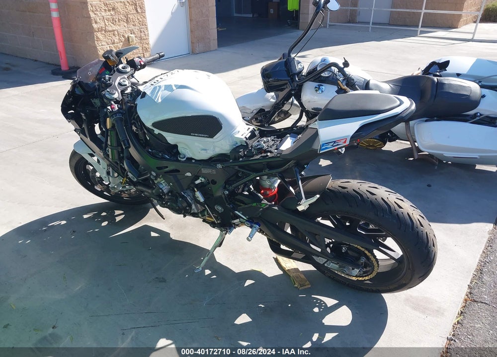 2024 BMW S 1000 RR VIN: WB10E6300R6J07752