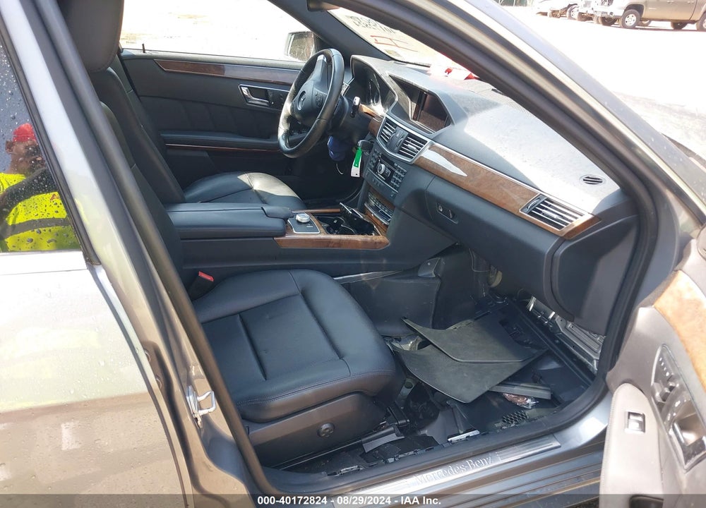 2011 MERCEDES-BENZ E 350 VIN: WDDHF8HB9BA351353