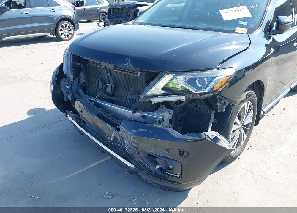 2017 NISSAN PATHFINDER SV VIN: 5N1DR2MN7HC640043