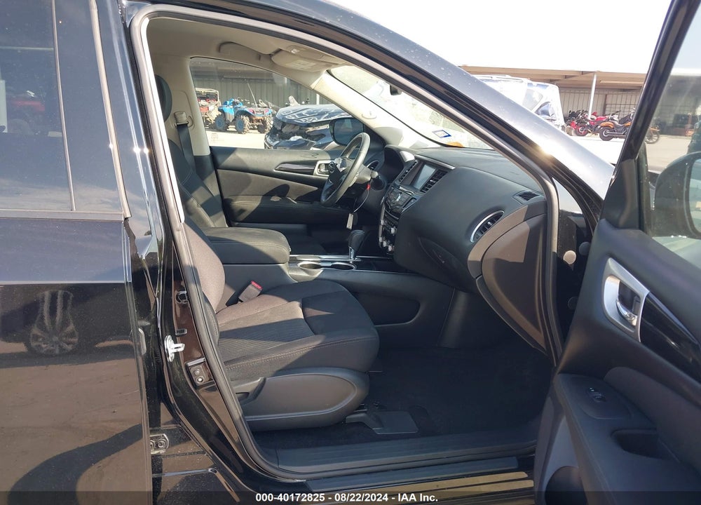 2017 NISSAN PATHFINDER SV VIN: 5N1DR2MN7HC640043