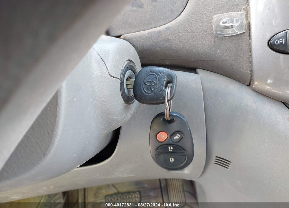 2008 TOYOTA SIENNA LE VIN: 5TDZK23C88S172384