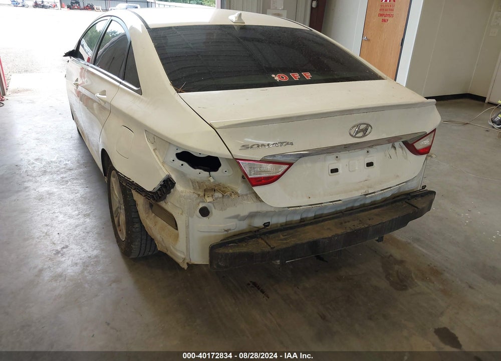 2013 HYUNDAI SONATA GLS VIN: 5NPEB4AC1DH581176