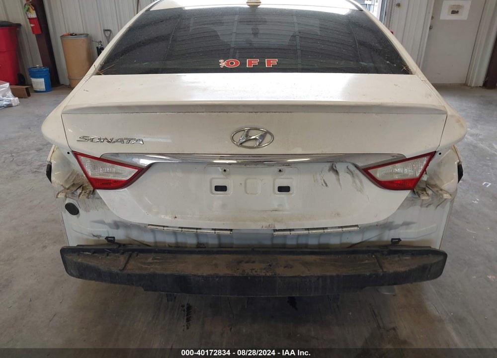 2013 HYUNDAI SONATA GLS VIN: 5NPEB4AC1DH581176