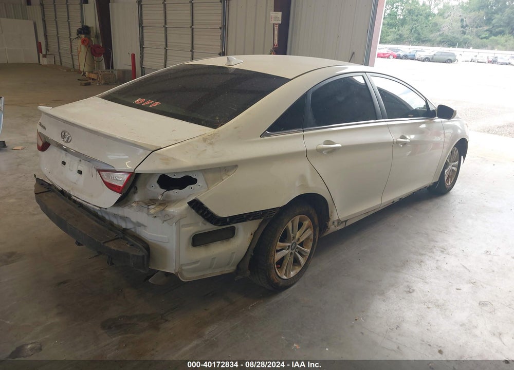2013 HYUNDAI SONATA GLS VIN: 5NPEB4AC1DH581176