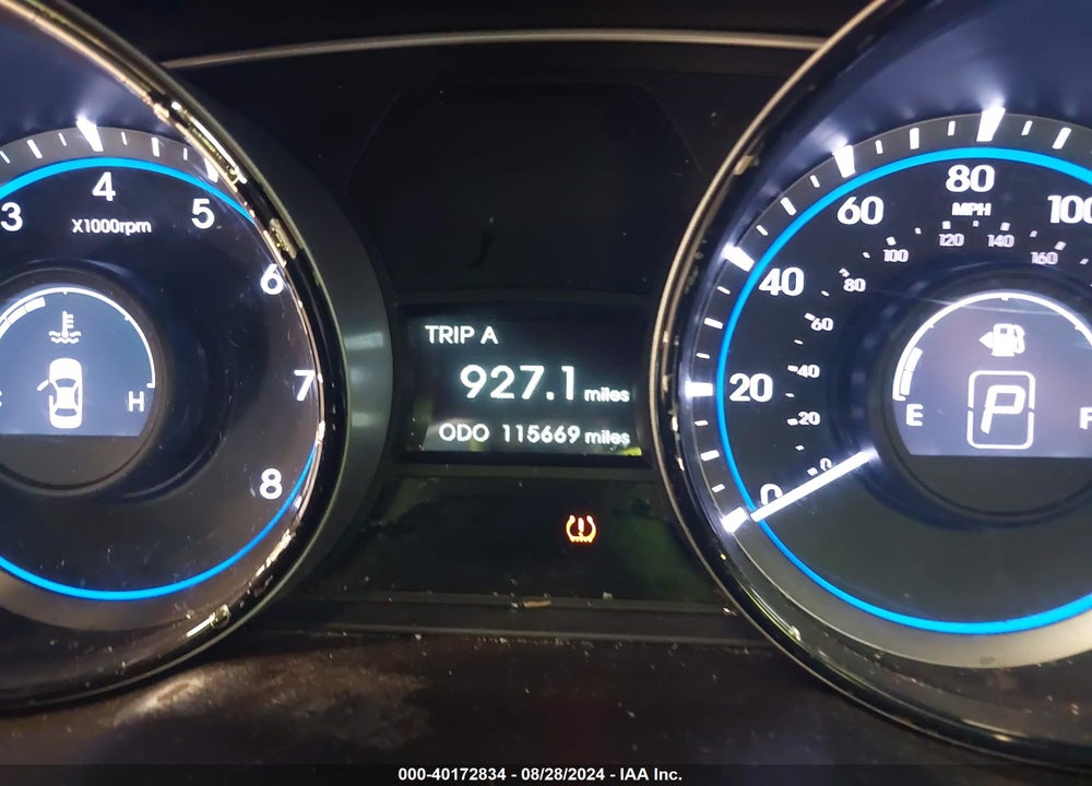2013 HYUNDAI SONATA GLS VIN: 5NPEB4AC1DH581176