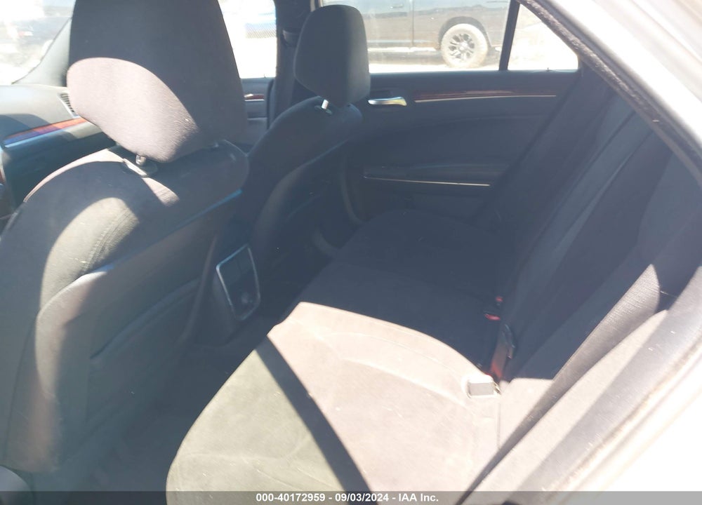 2012 CHRYSLER 300 VIN: 2C3CCAAGXCH117109