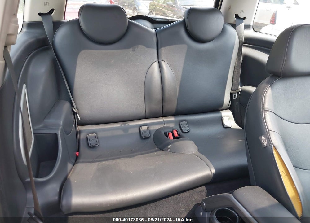 2006 MINI COOPER S VIN: WMWRE33546TN28386