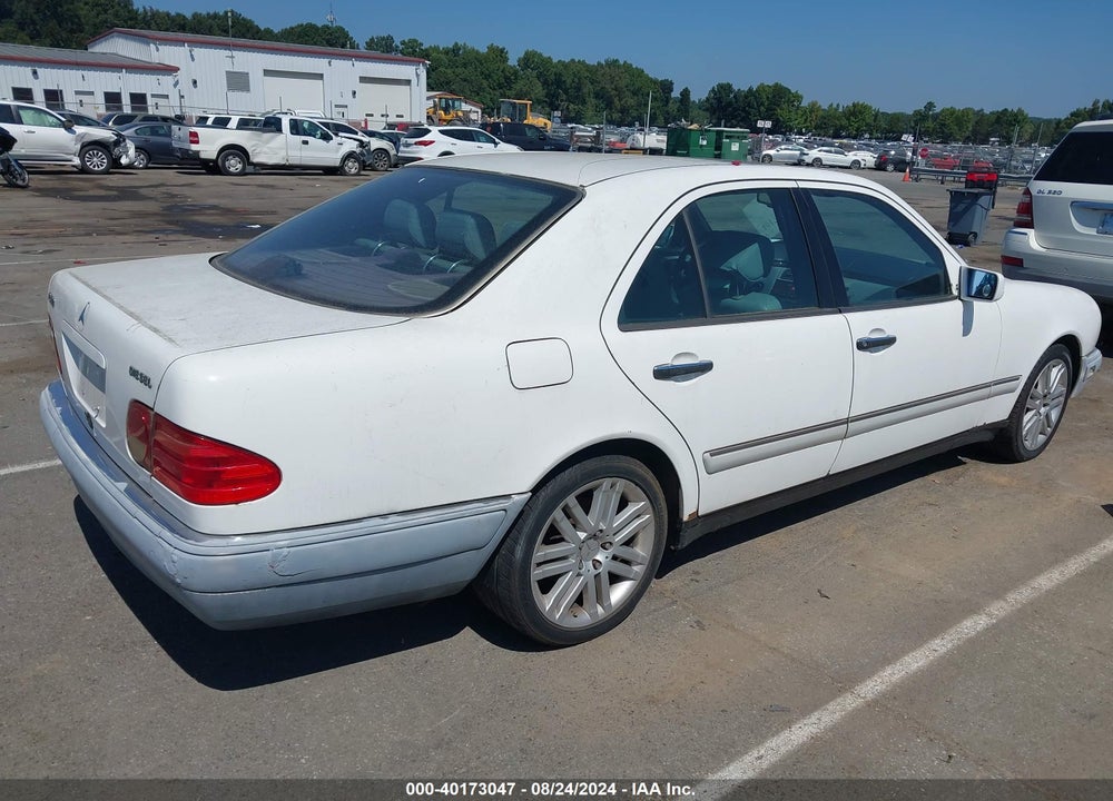 1997 MERCEDES-BENZ E 300 DIESEL VIN: WDBJF20F8VJ032181