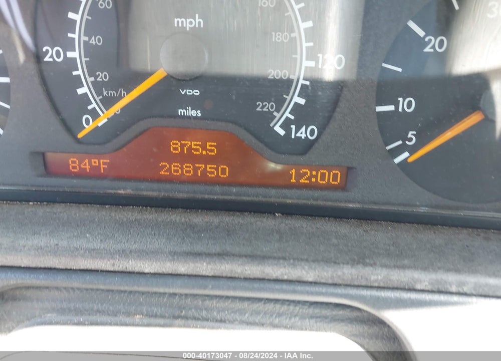 1997 MERCEDES-BENZ E 300 DIESEL VIN: WDBJF20F8VJ032181