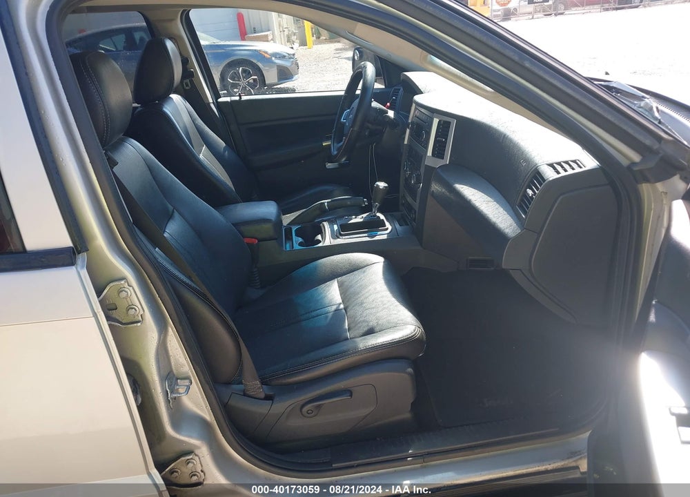 2010 JEEP GRAND CHEROKEE LAREDO VIN: 1J4PS4GK7AC156330