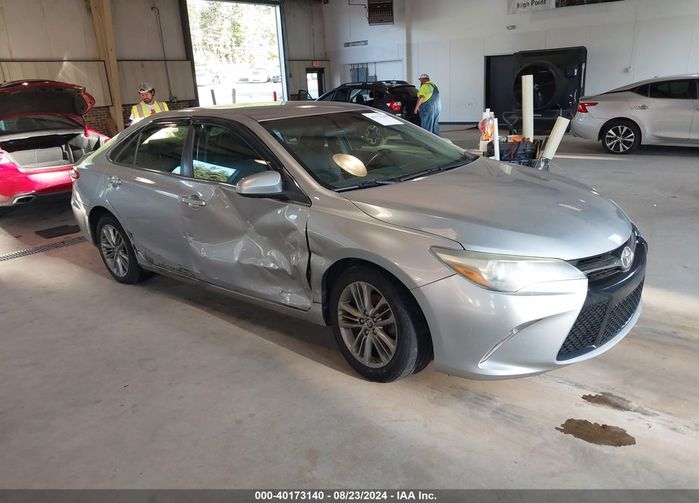 2015 TOYOTA CAMRY SE VIN: 4T1BF1FK1FU482190