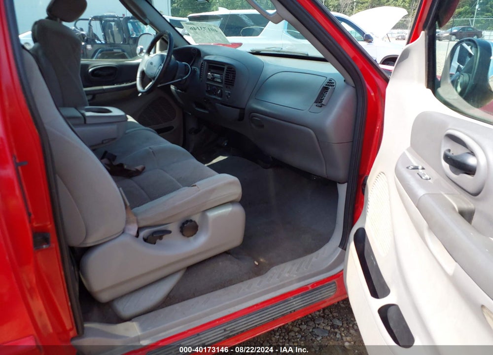 2002 FORD F-150 LARIAT/XL/XLT VIN: 1FTRX17L72NB61198