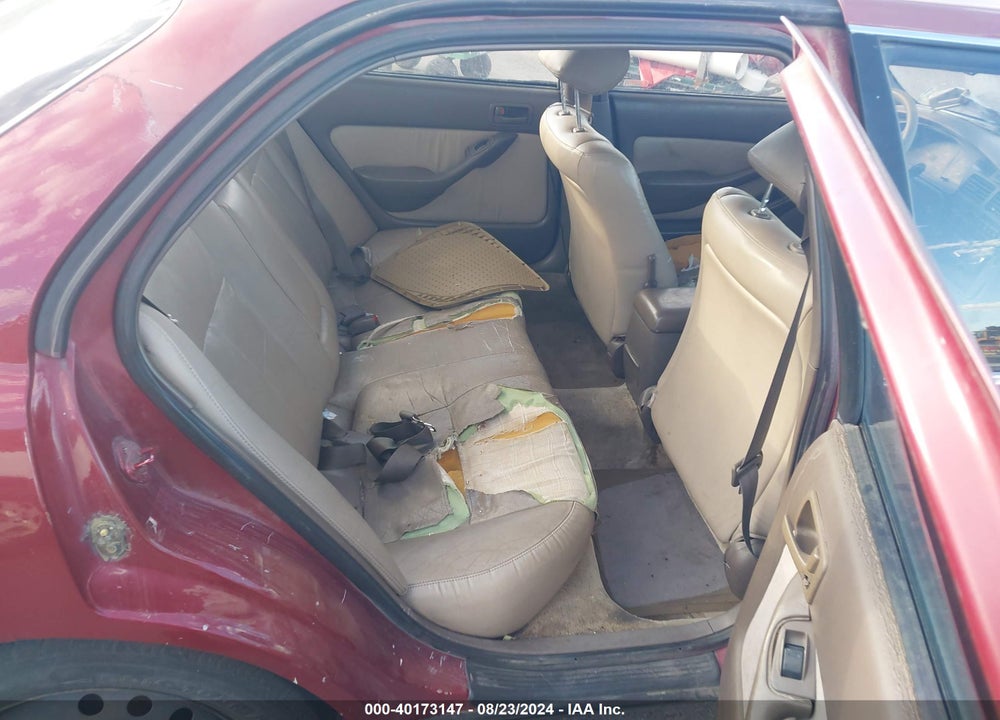 1994 TOYOTA CAMRY XLE VIN: JT2GK13E3R0064206