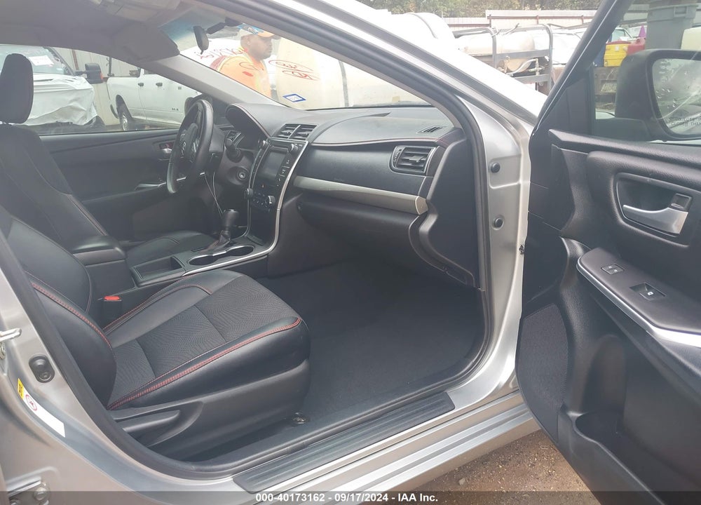 2017 TOYOTA CAMRY SE VIN: 4T1BF1FKXHU376419