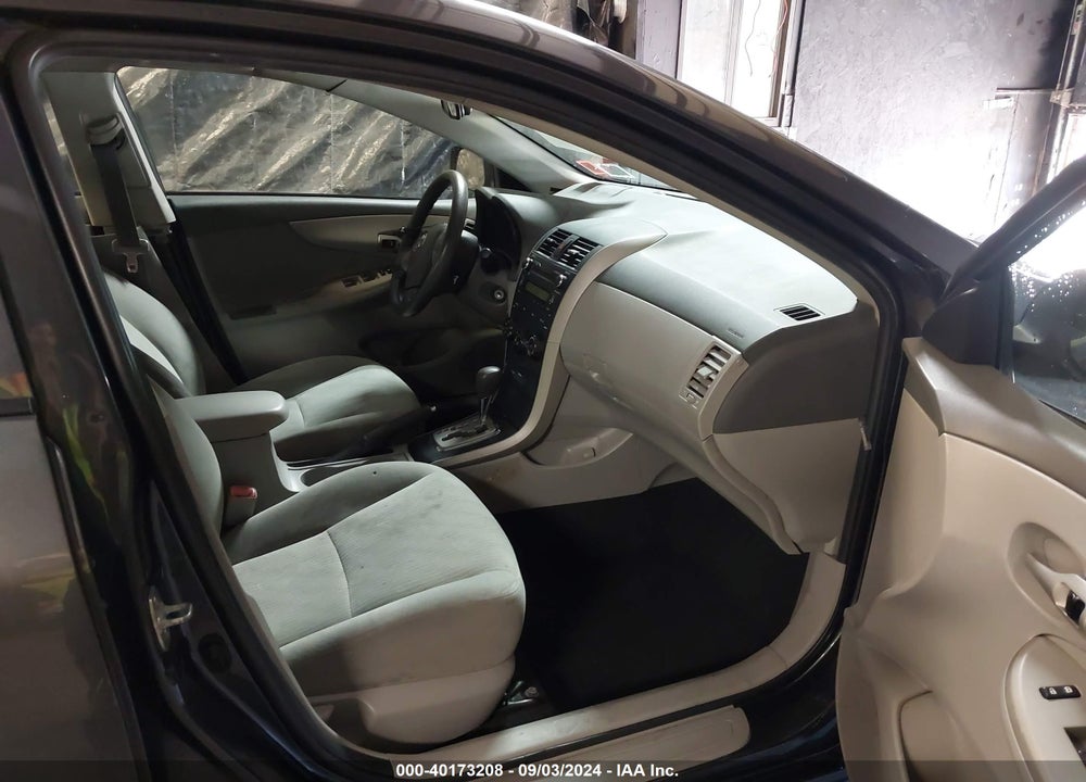 2010 TOYOTA COROLLA LE VIN: 2T1BU4EE3AC219194