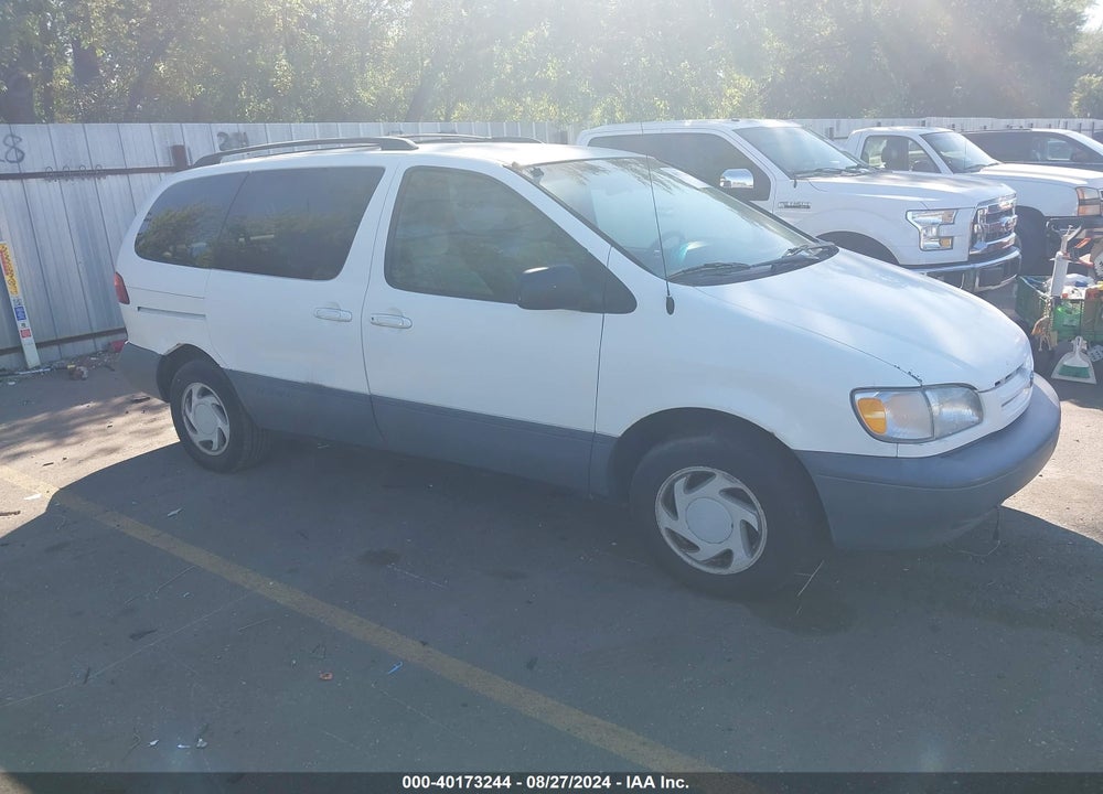 1998 TOYOTA SIENNA LE VIN: 4T3ZF13C0WU040990