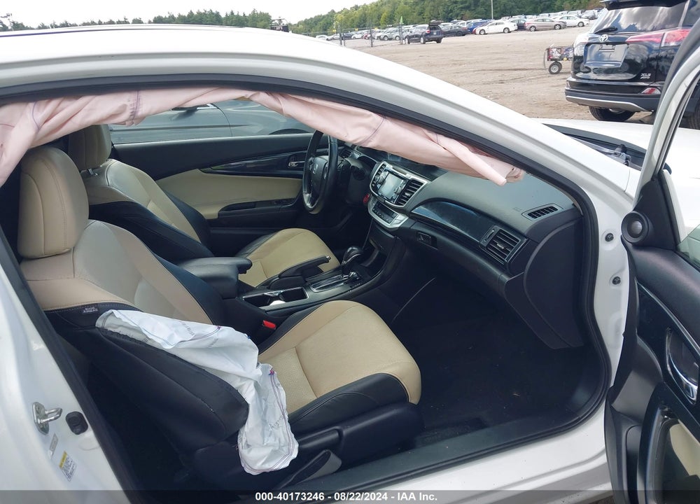 2013 HONDA ACCORD EX-L VIN: 1HGCT1B82DA009832