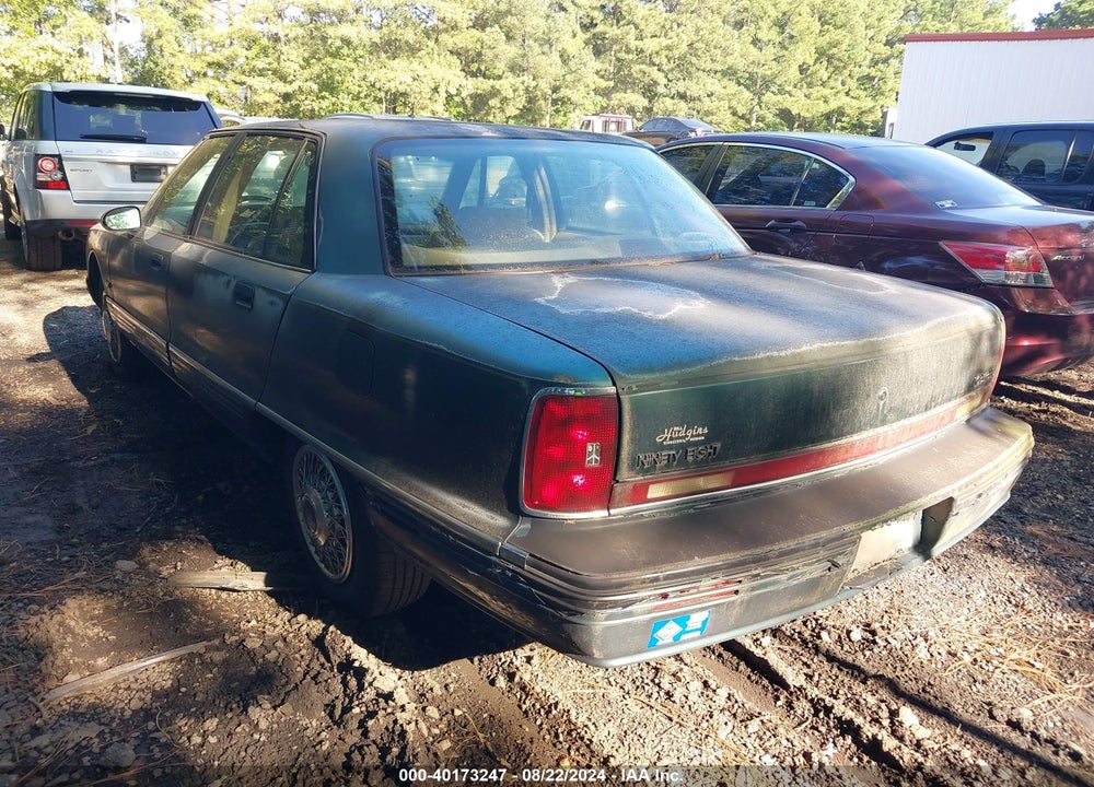 1994 OLDSMOBILE 98 REGENCY VIN: 1G3CX52L6R4312262