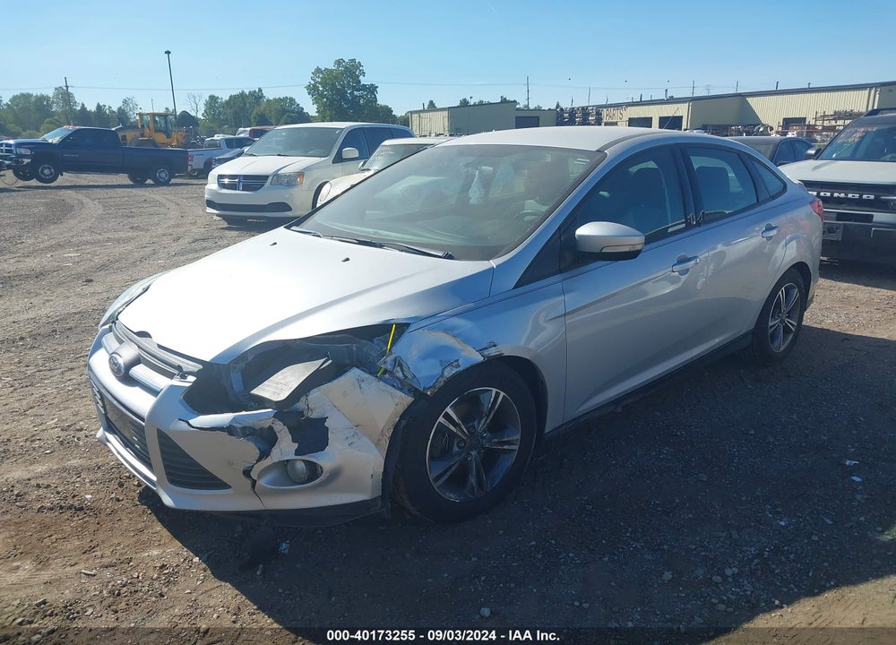 2014 FORD FOCUS SE VIN: 1FADP3F23EL330038